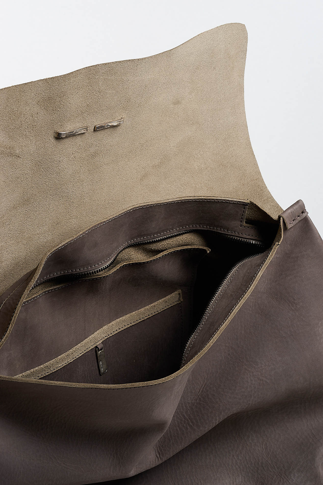 daniele basta leather and silver bags - DETAIL 2